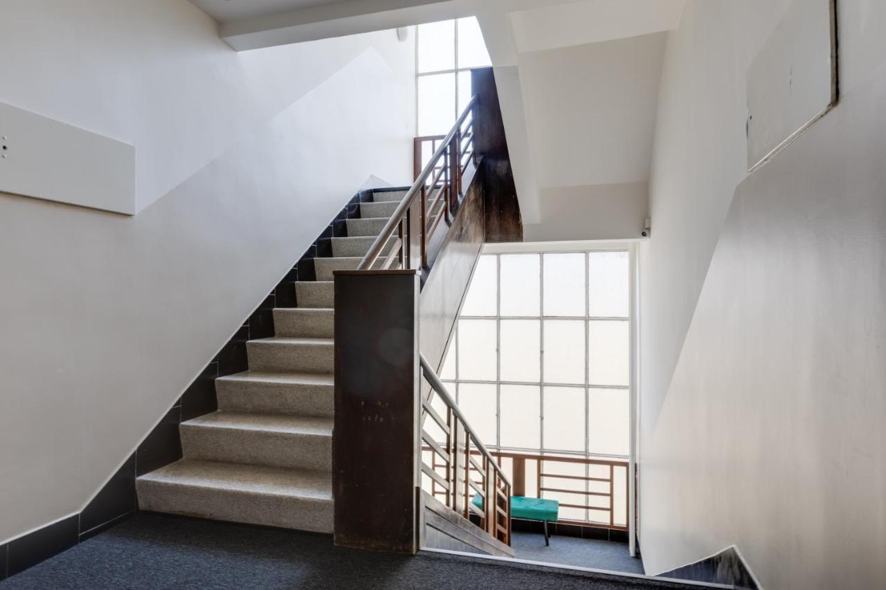 Riben House * Praag